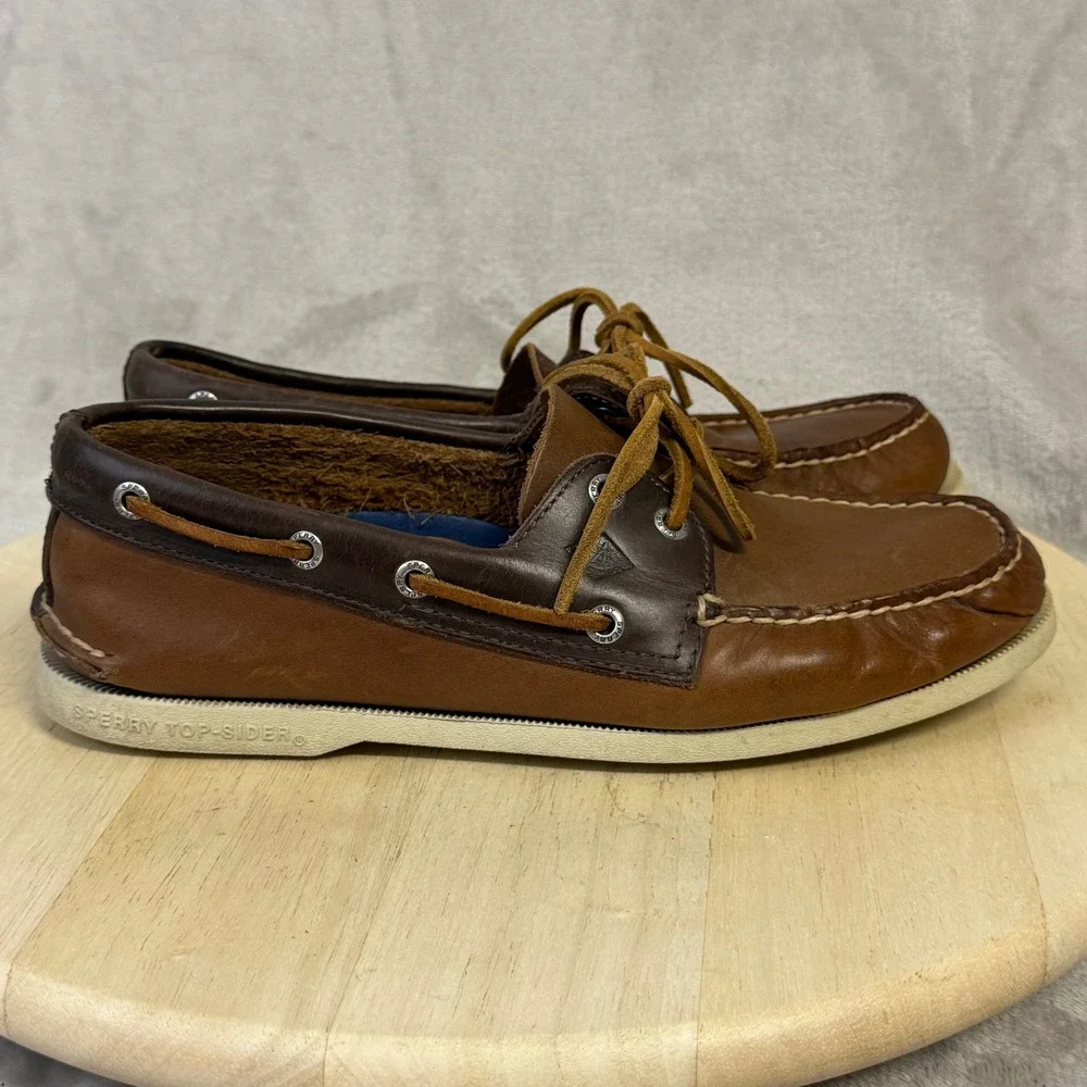 Sperry Top-Sider Mens Authentic Original 2-Eye Brown Leather Boat Shoes Size 9M